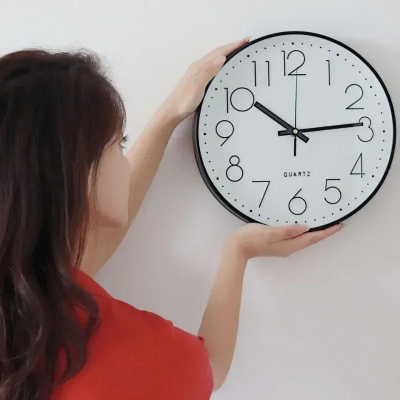 Description Picture 5 of item8 Inch Wall Clock Modern Design Silent Battery Operated Non-Ticking Decorative Clock for Bedroom Kitchen School Office Home Deco