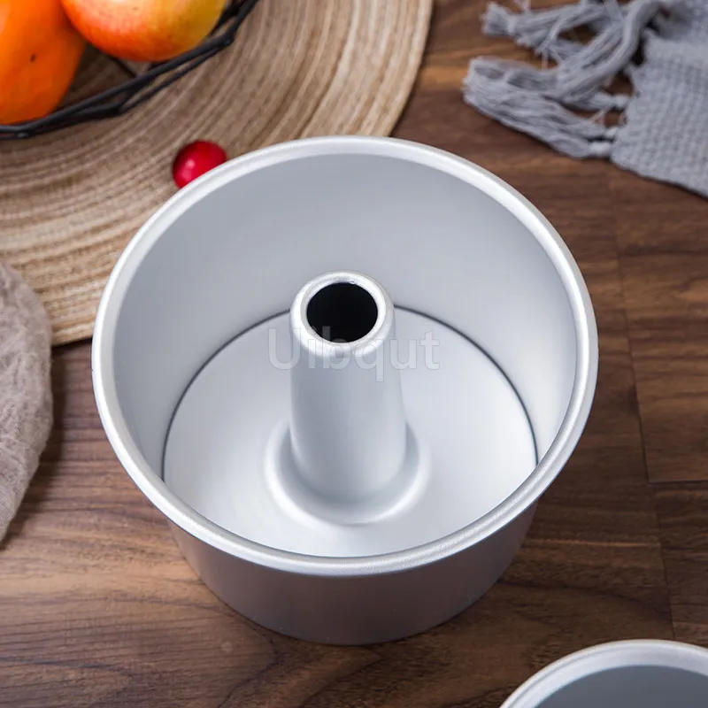 Description Picture 4 of itemRound middle hole Alloy Chiffon Cake toast bread Pan Removable Bottom Hollow Chimney Mold DIY Baking Tools bake Model Bread box