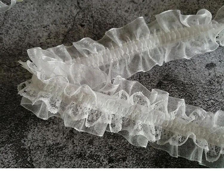 Description Picture 5 of item4x100cm Doll Dress Wedding Clothes Lace Fabric Embroidered Ruffle Trim DIY Dress Apparel Collar Sewing Decoration