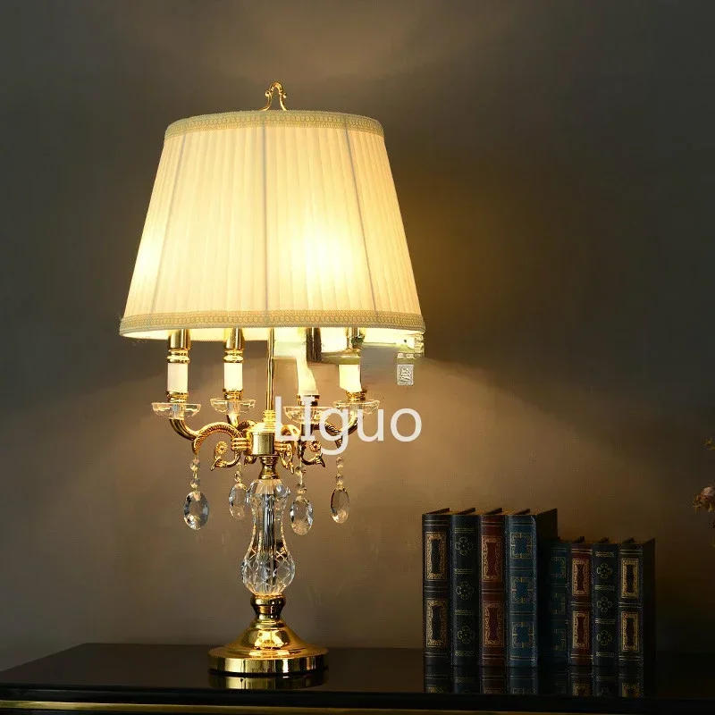 Description Picture 2 of itemEuropean Modern Newly D40cm H75cm LED Golden Alloy Crystal Table Light Desk Light Wedding Candelabra for Table Lamp AC Lighting