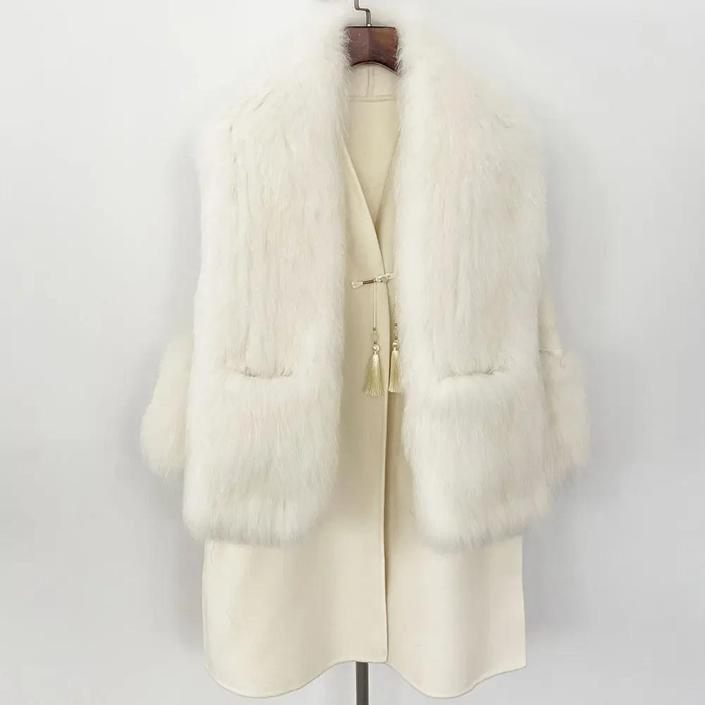 Description Picture 5 of itemMENINA Autumn Winter Women Coat Real Natural Fox Fur V-neck Double-faced Woolen Blends Jacket Thick Warm Casual New Overwears