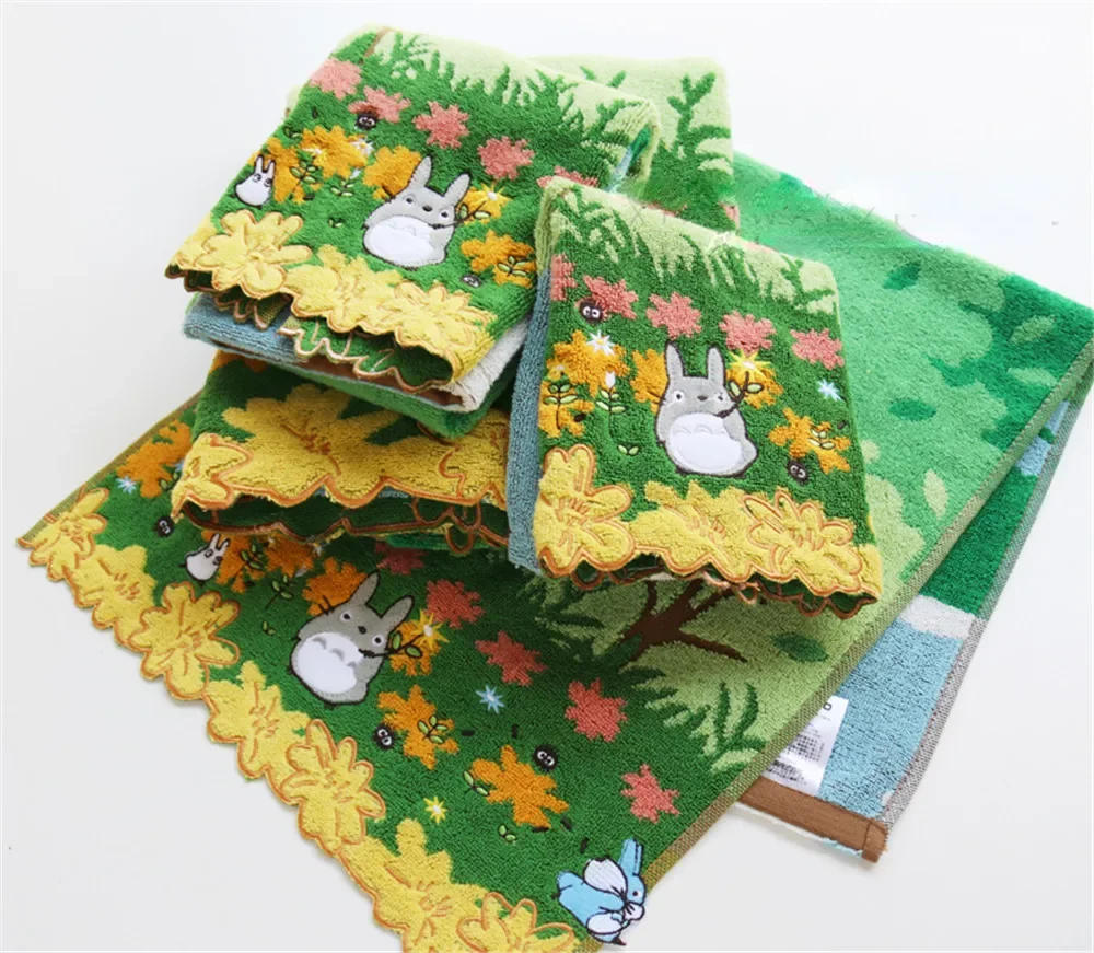 Description Picture 2 of itemCute 100% Cotton Embroidery Cartoon Towels Bathroom Hand Towel Batrh for Kids Adults Beach