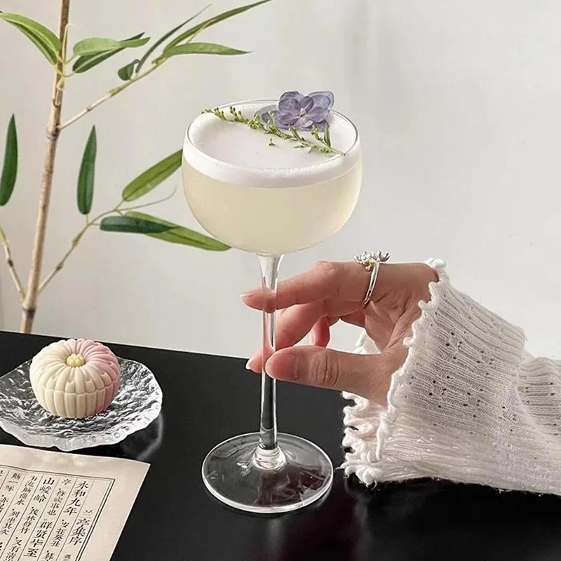 Description Picture 6 of itemJapanese Style Handmade Cocktail Glasses Cups Atmosphere Wine Glass Cup Glass Goblet Tower Cups Wine Glass Cups Bar Kitchen Tool