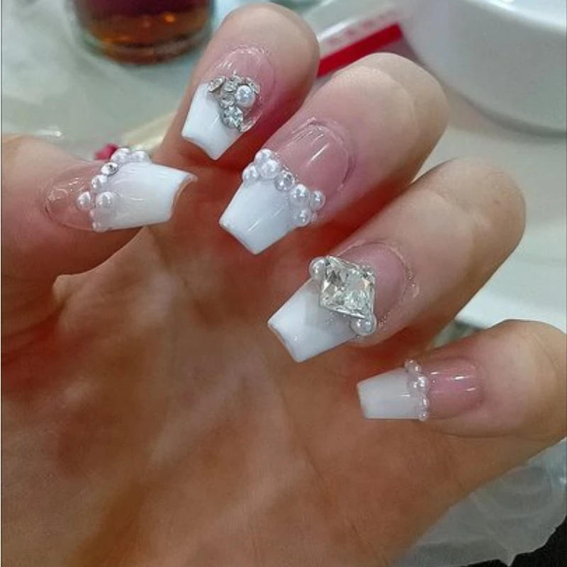 Description Picture 4 of item10Pcs Short Handmade Press-on Nails Diamond Gold Powder Edging Nail Tips Wearable Cat Eye Design Fake Nail for Women&girls Wear