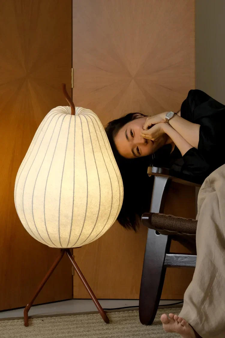 Description Picture 4 of itemSilk pear lamp, warm corner lamp, medieval floor  bedside  ambient decorative night