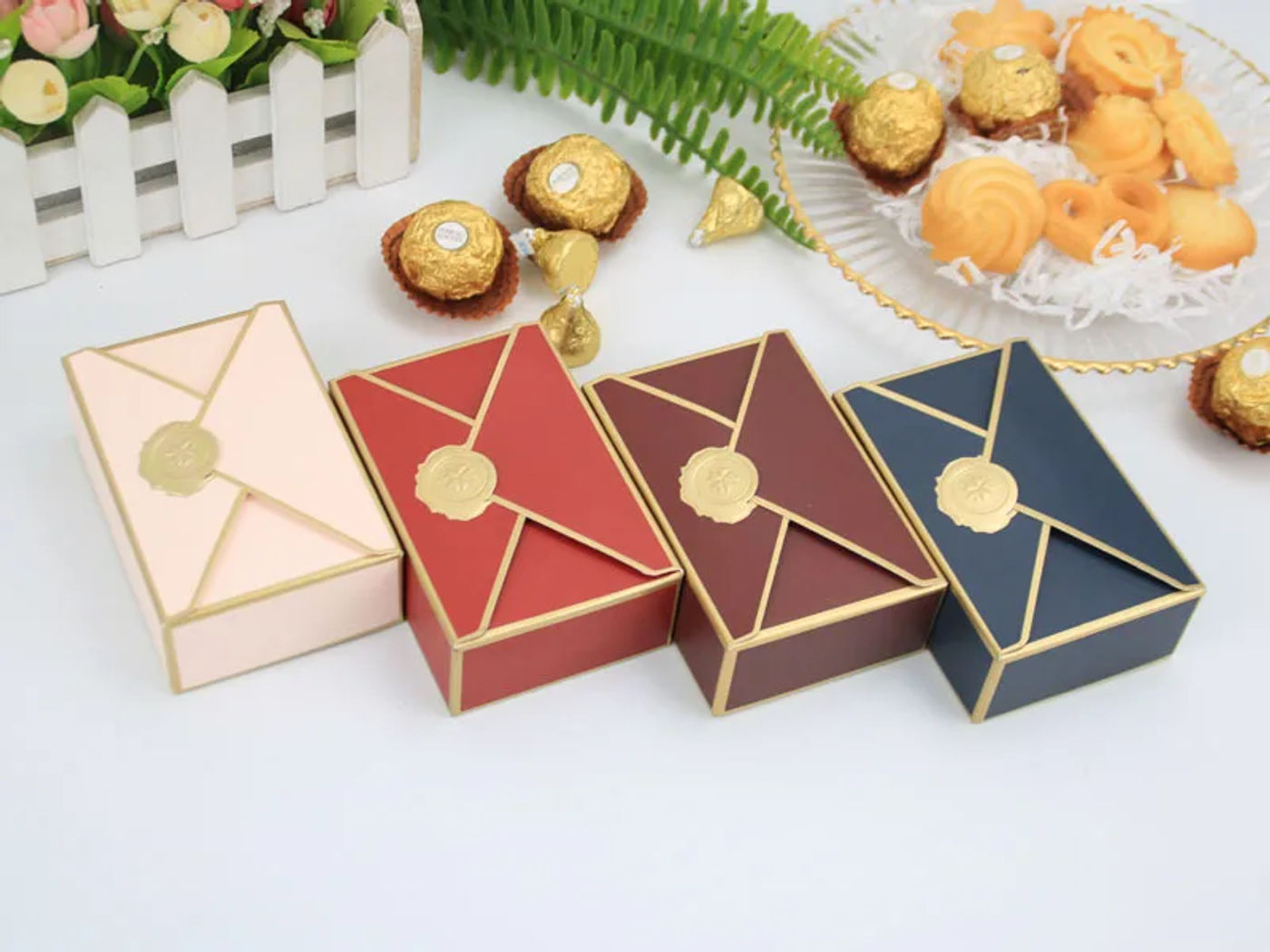 Description Picture 4 of item5pcs New Gift Packaging Boxes Envelope Shape Wedding Favor Gift Candy Box DIY Birthday Party Christmas Jewelry Decoration