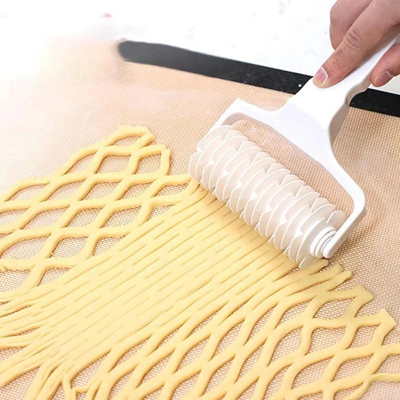 Description Picture 6 of itemCreative Baking Tools Plastic Roller Mesh Cutter L/M/S Grid Pattern For Pastry Dough Fondant Pizza Cakes Pies Kitchen Supplies