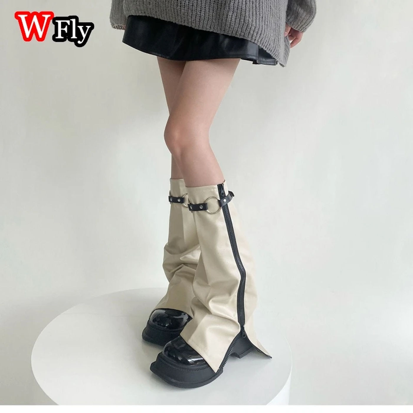 Description Picture 3 of itemWomen Harajuku Steampunk Y2K Subculture Girl Locomotive Wind Gothic Autumn/Winter Leather Side Zipper Leg Socks Leg Warmers Sock