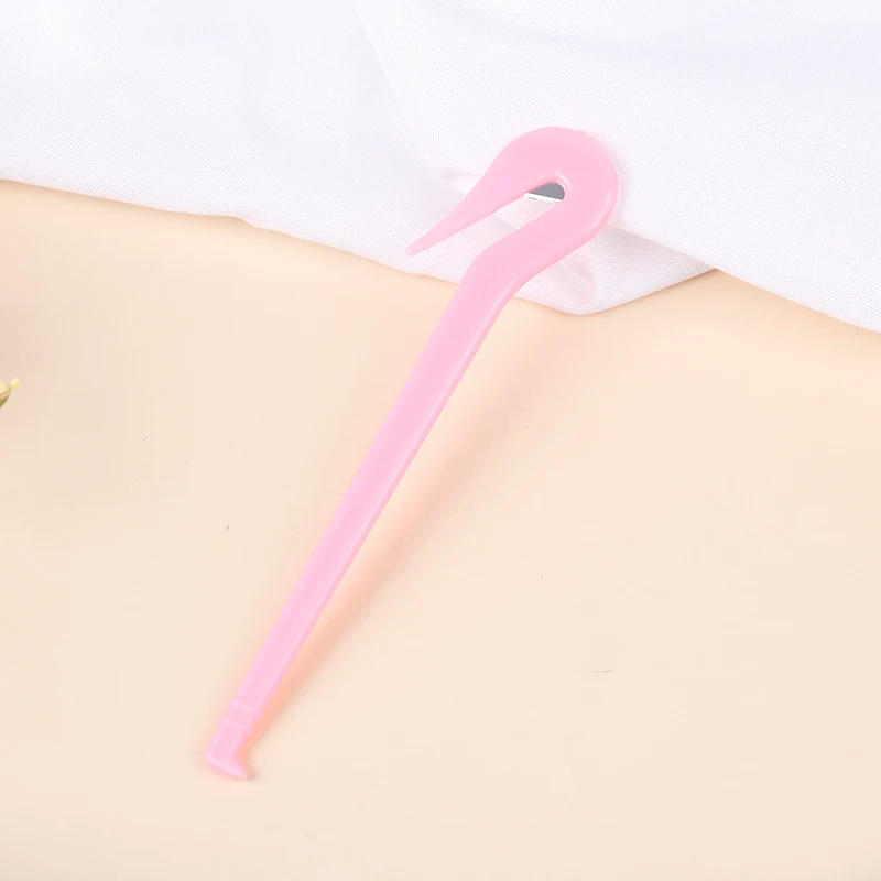 Description Picture 6 of item5PCS Hair Bands Rubber Cutter Not Hurt Hair Disposable Rubber Band Remover Tool Durable Salon Headwear Cut Knife Accessories HOT