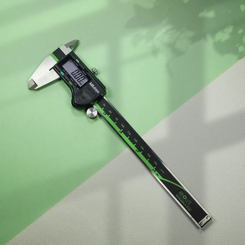 Description Picture 3 of item1Pcs Mitutoyo Caliper LCD Digital Vernier Calipers 0-200mm 8Inch Electronic Calibrator Measuring Tools