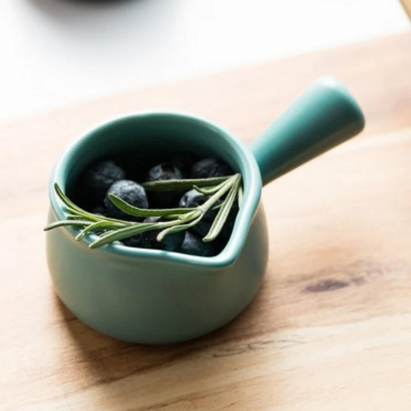 Description Picture 4 of itemMini Ceramic Milk Cup Creamer Jug Multifunctional Seasoning Dish Small  Coffee  Pitcher Vinegar Sauce  with Handle
