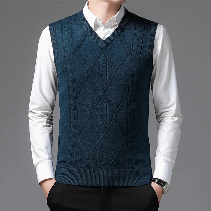 Description Picture 4 of item2024 New Spring Vest Male Fashion Wool Sweater Vest Men's Middle Age Jacquard Business Casual Pullover Mens Clothing