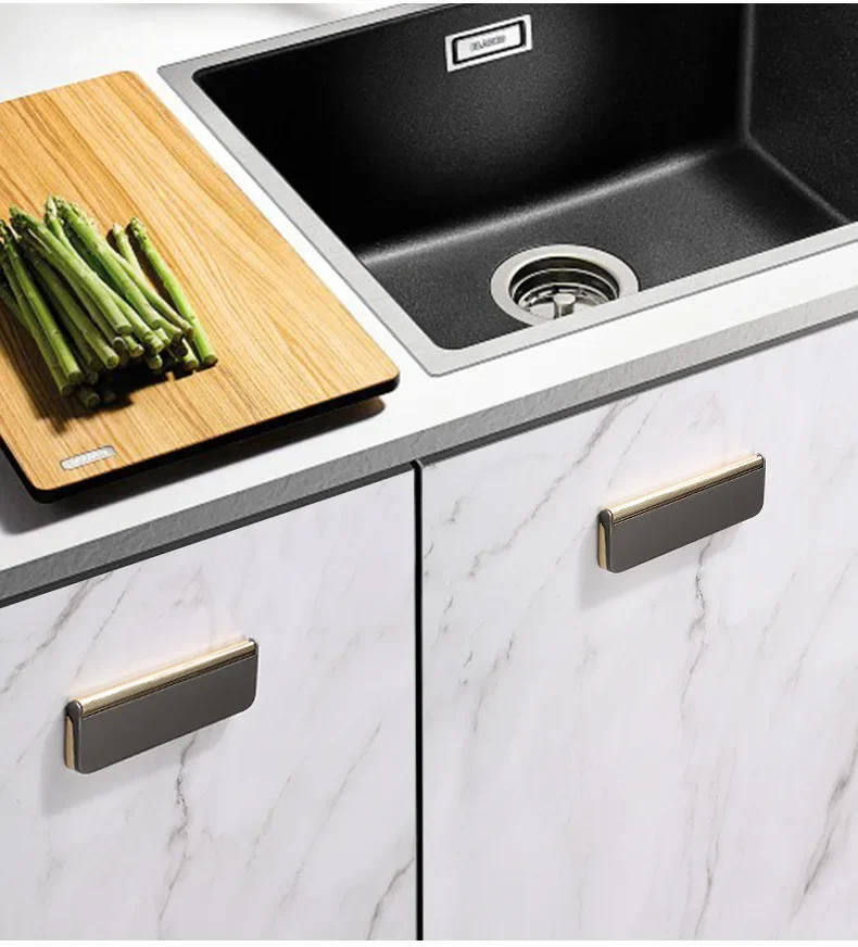 Description Picture 6 of itemDark Handle of Chest of Drawers Slot-free Invisible and Plain Paperback Cabinet Wardrobe Door Handle Modern Simple Gold Handle