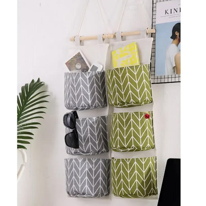 Description Picture 2 of itemHanging Organizers 3 Pockets Waterproof Hanging Storage Bag Wall Mounted Closet Organizer Sundries Bags Home Dec