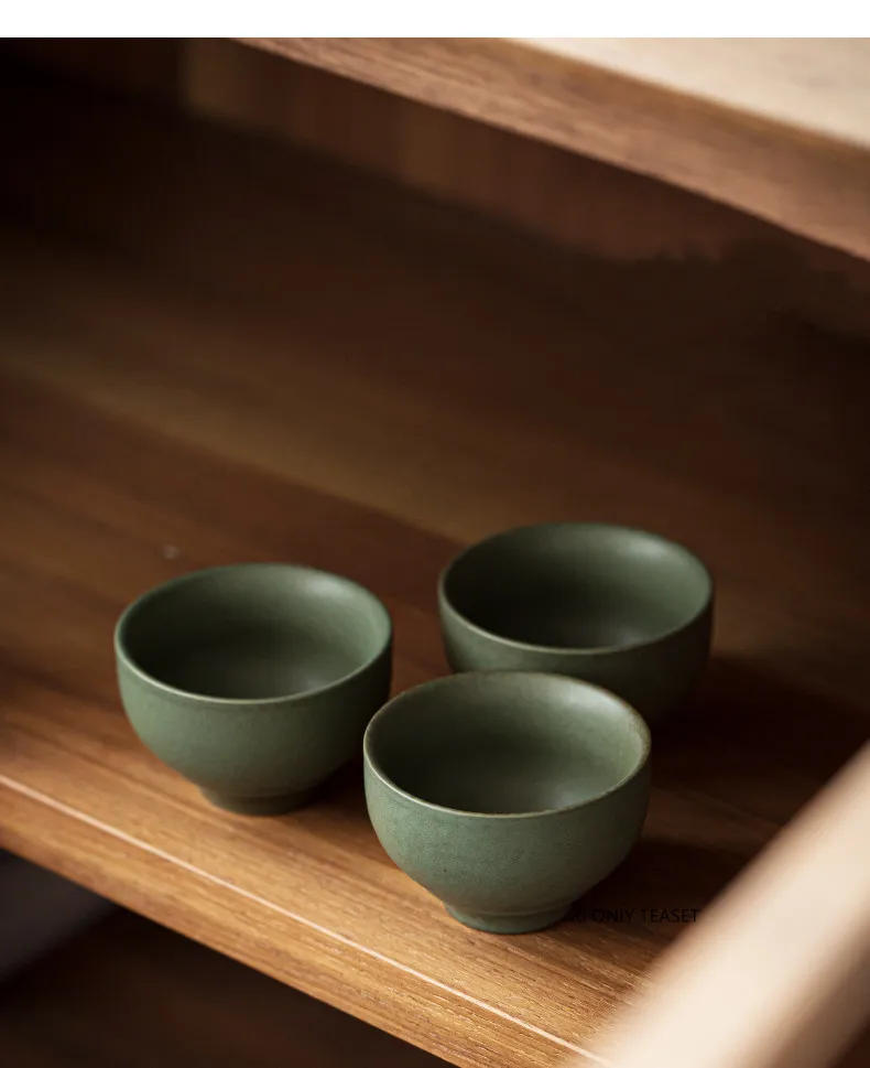 Description Picture 5 of item1 Pcs Japanese Ceramic Teacup Handmade Pottery Tea Bowl Travel Meditation Cup Exquisite Master Cup Household Tea Set 70ml