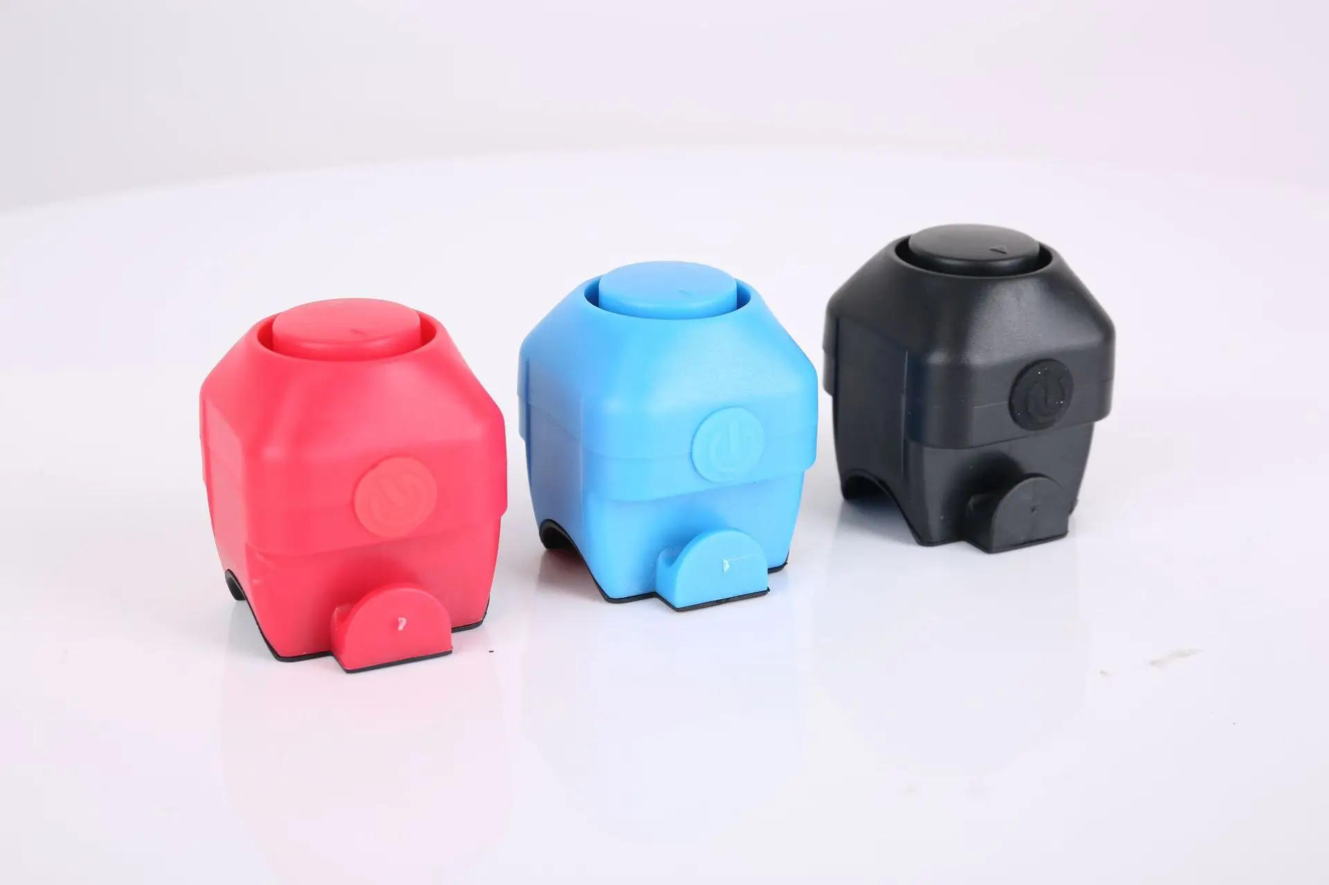 Description Picture 2 of itemBike Electronic Loud Horn 130 db Warning Safety Electric Bell Police Siren Bicycle Handlebar Alarm Ring Bell Cycling Accessories