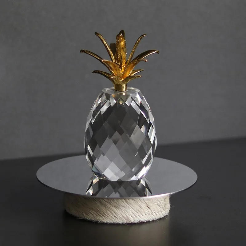 Description Picture 4 of itemStainless Steel Mirror Luxury Storage Trays Creative Round Shallow Desktop Storage Trays Modern Simple Fashional Home Decoration