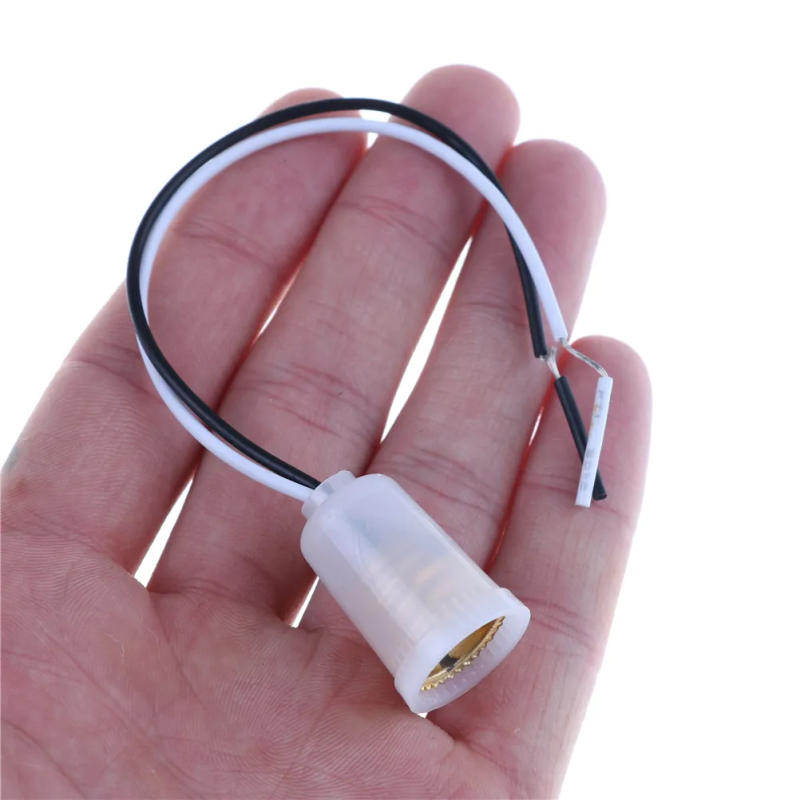 Description Picture 5 of item1Pc Plastic Lamp Socket With Wire LED Light Bulb Lamp Holder Converter Adapter BS Material E12 Lamp Base Holder