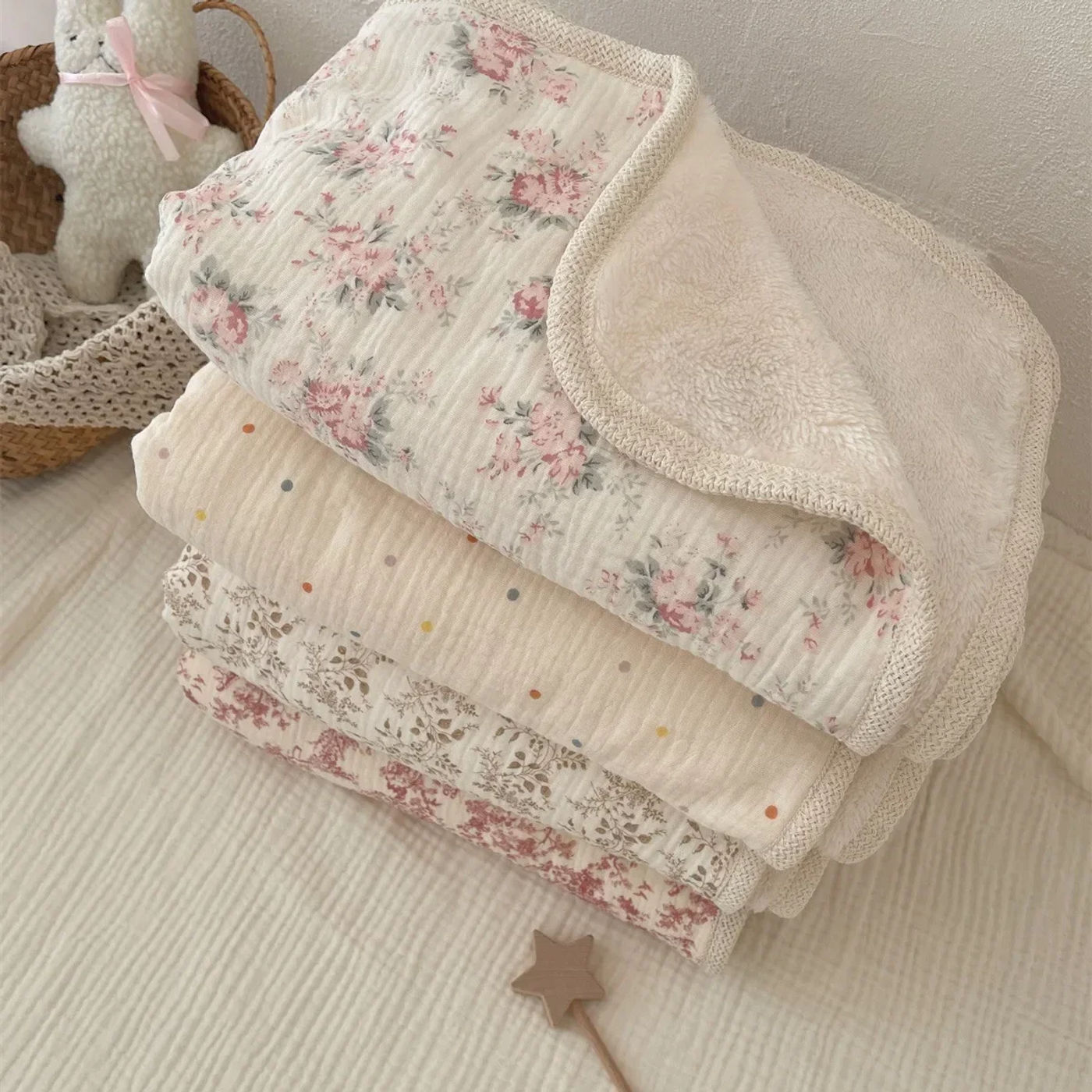 Description Picture 2 of itemFloral Print Fleece Baby Blanket Newborn Cotton Swaddle Winter Baby Bedding Items Stroller Cover Kids Blanket Mother Kids