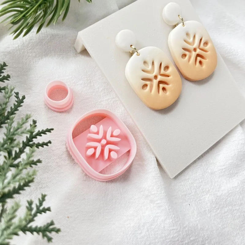 Description Picture 6 of item2Pcs/Set Elegant Geometric Shaped Polymer Clay Cutters Pottery Clay Molds for DIY Earring Making Pendant Jewelry Cutting Tools