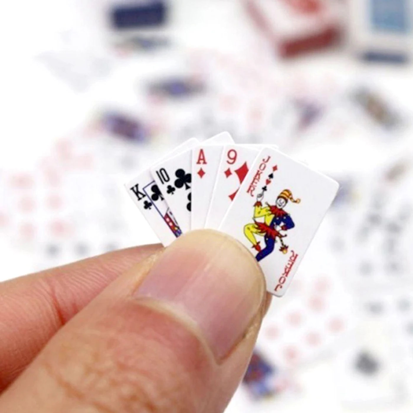 Description Picture 4 of itemPortable Mini Playing Cards Poker Chips Clear Playing Card For Family Game Party Spoof Fun Prank Props House Study Pub Accessory
