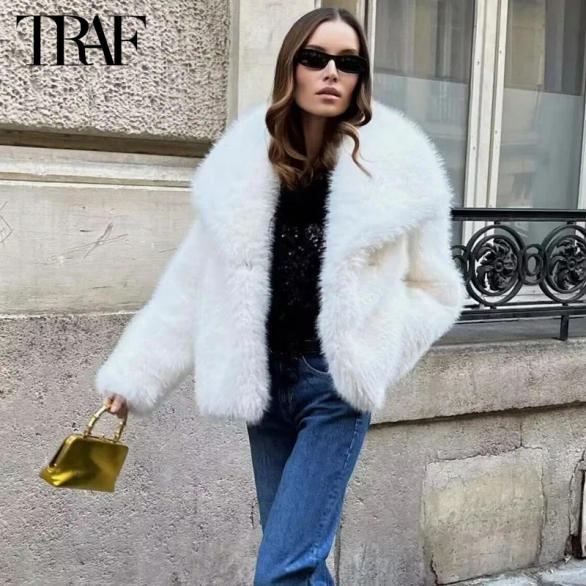 Slide 82a24fdc81f24d6e883d8535dada1a3e