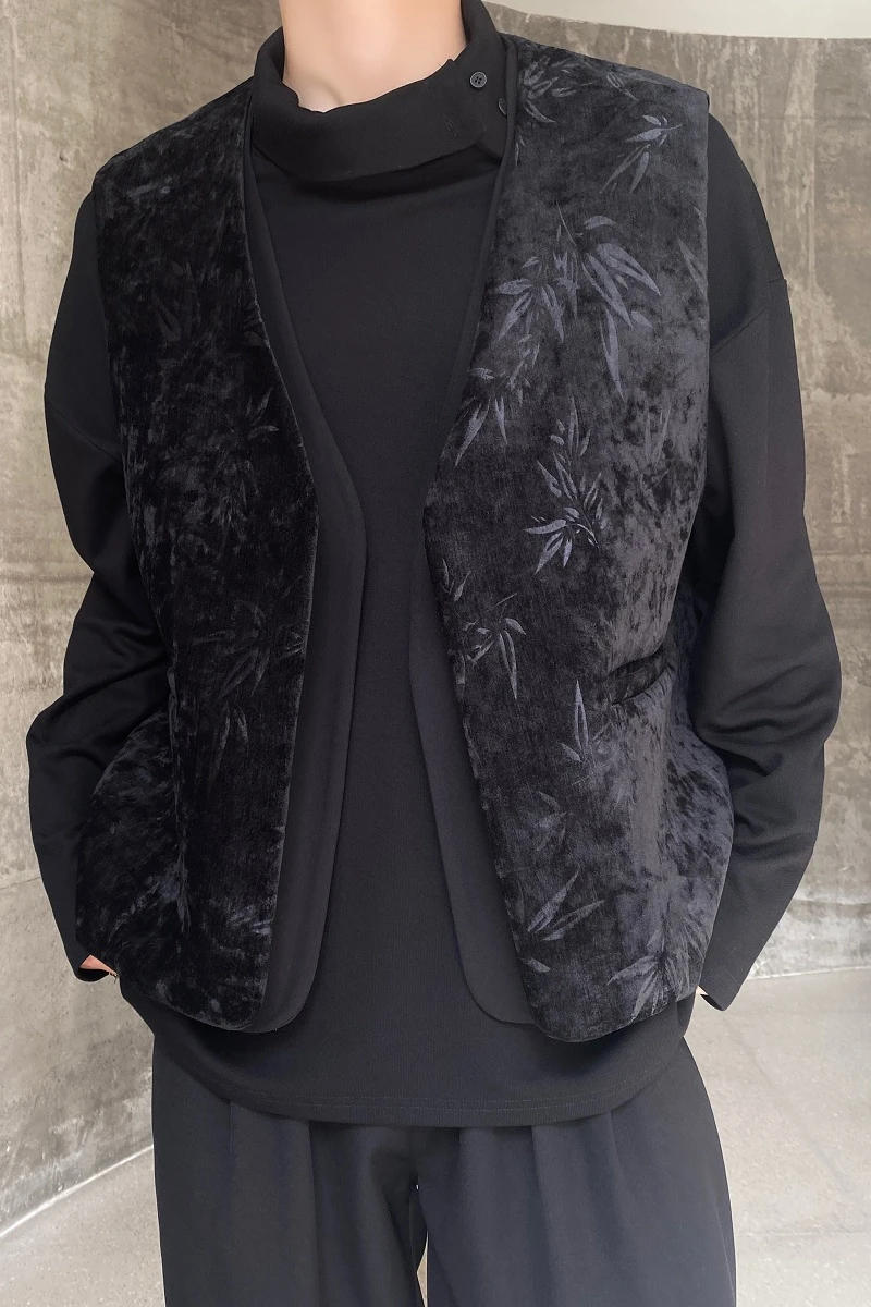 Description Picture 4 of itemPFNW Woolen Embossing Men's Vests Chinese Chic Vintage Male Waistcoats Fake Two Piece Casual Coats 2024 Winter Trendy New 9C3708