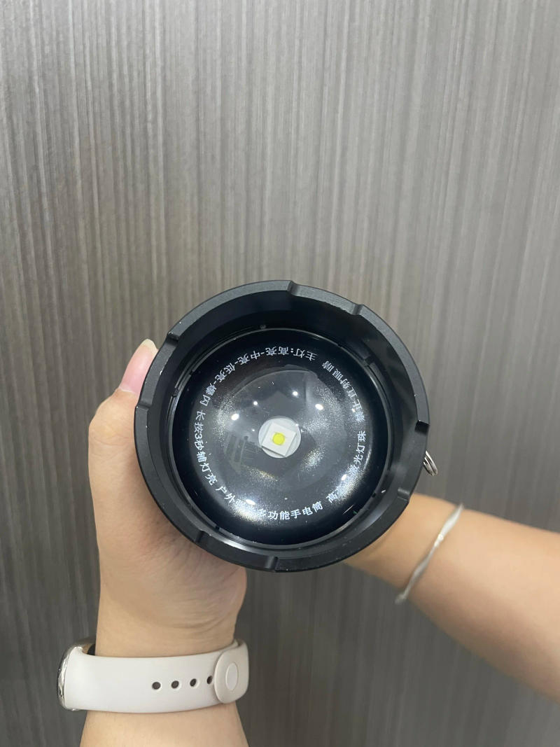 Description Picture 3 of item1000000 Lumen Most Powerful Led Flashlight Super Bright 600W Torch Rechargeable Tactical Lantern Spotlight Long Shot 3500M Torch