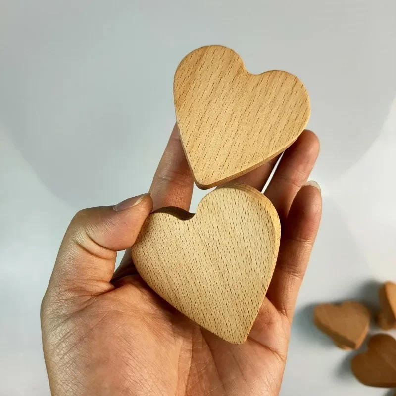 Description Picture 4 of itemBeautiful Wooden Heart Shape Handles for Wardrobes and Cabinets Children Room Cupboards Door Pulls Decoration Furniture Hardware