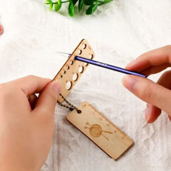 Wooden Knitting Needle Gauge Ruler Knit Crochet Hooks Measure Tool DIY Craft Sewing Accessory Knitting Tool Travel Set