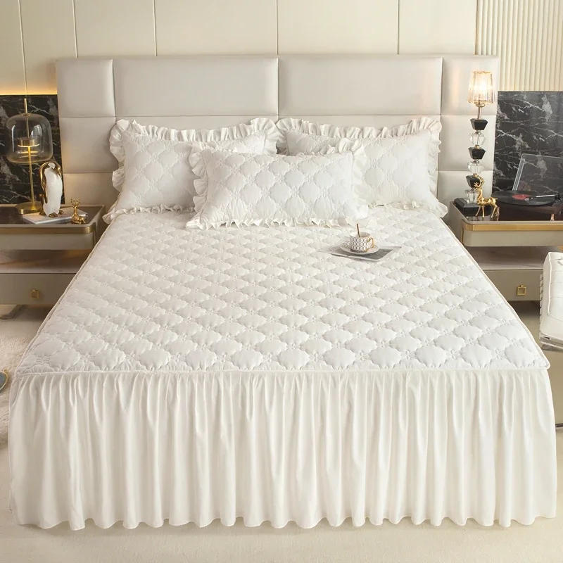 Description Picture 2 of itemThickened Bed Skirt Solid Color Bed Cover Quilted Mattress Protector покрывало Skin-friendly Bedspread (No Pillowcase)