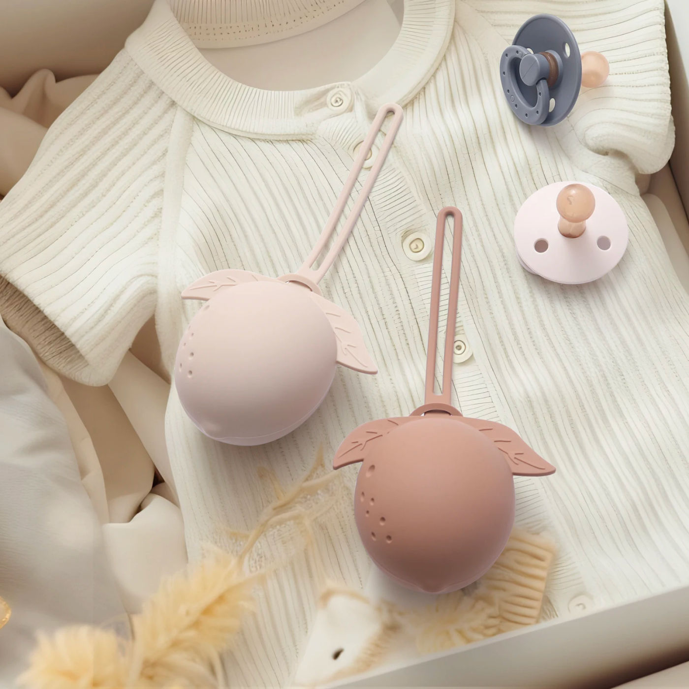 Description Picture 3 of item2pcs Baby Silicone Pacifier Storage Case, One-Piece Design Lemon Pacifier Container, Silicone Portable Pacifier Cover Pouch Box