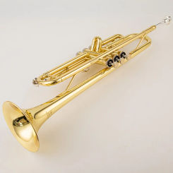 Made in Japan quality 4335 Bb Trumpet B Flat Brass Silver Plated Professional Trumpet Musical Instruments with Leather Case