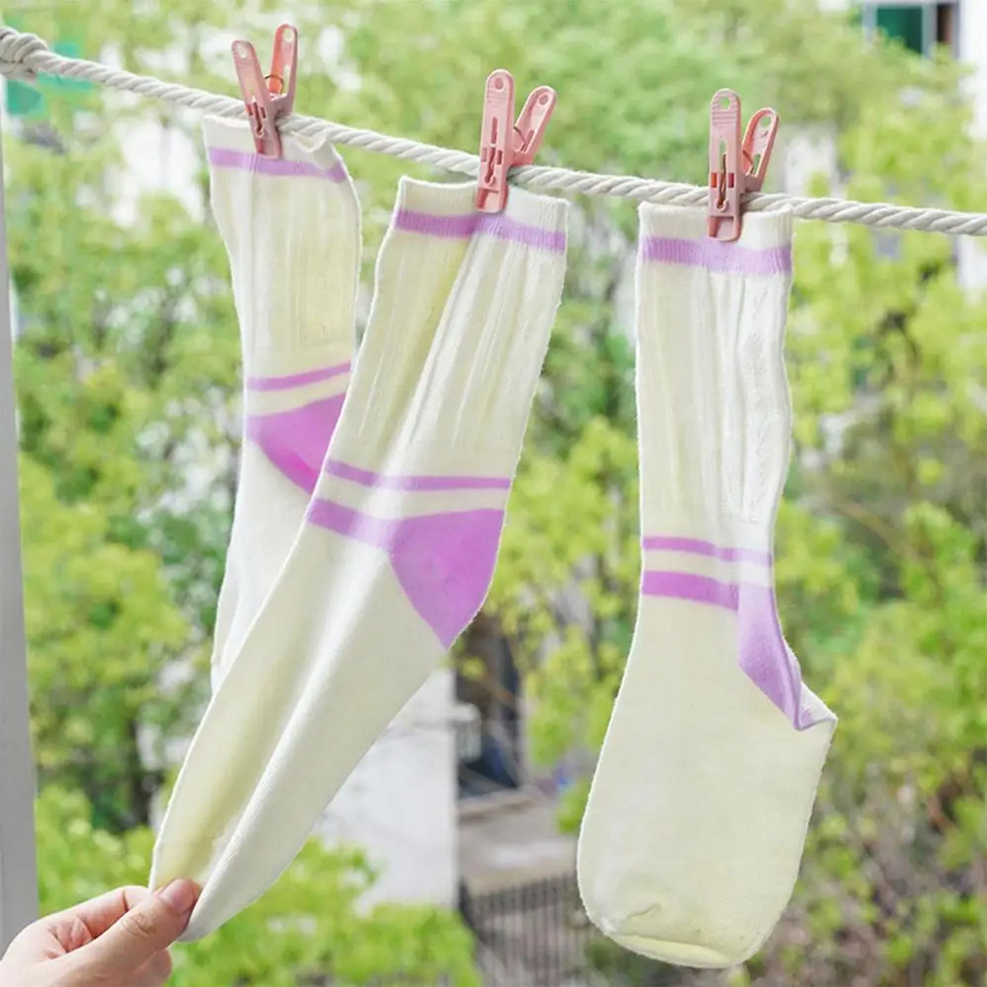 Description Picture 3 of item30Pcs Plastic Clothes Pegs Laundry Clothespin Clothes Pins Storage Organizer Quilt Towel Clips Spring With Basket Portable