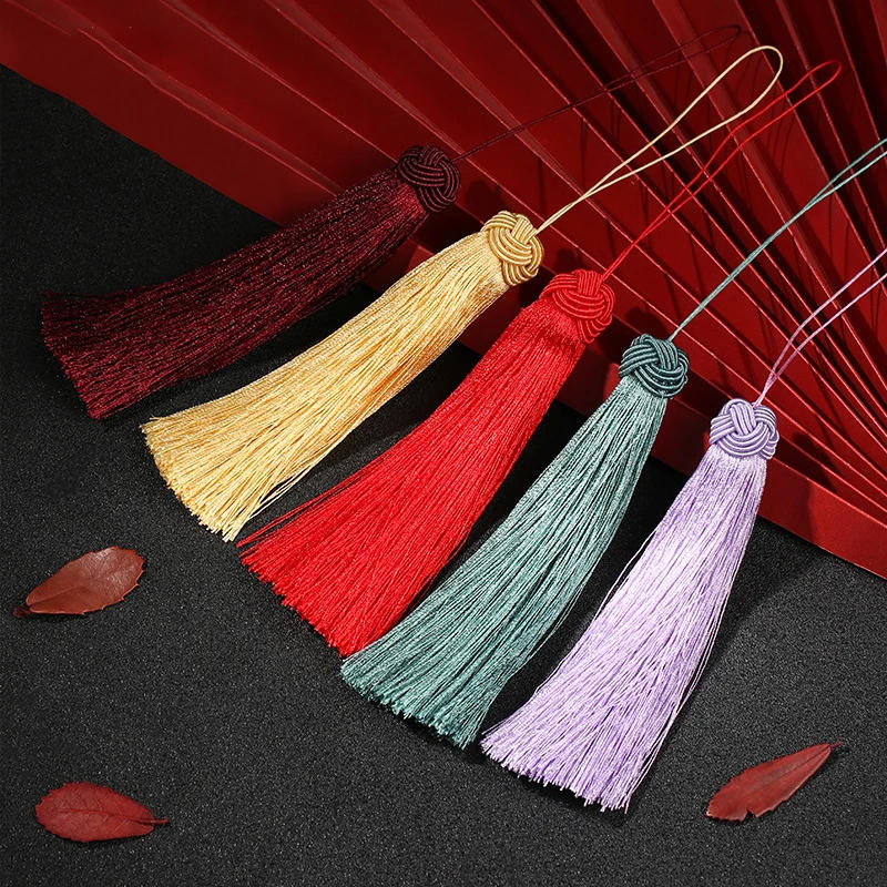 Description Picture 6 of item5 Pcs Crafts Tassels 15cm Polyester Tassels Silky Floss Bookmark Tassels with Pineapple Cap for DIY Jewelry Making Accessories