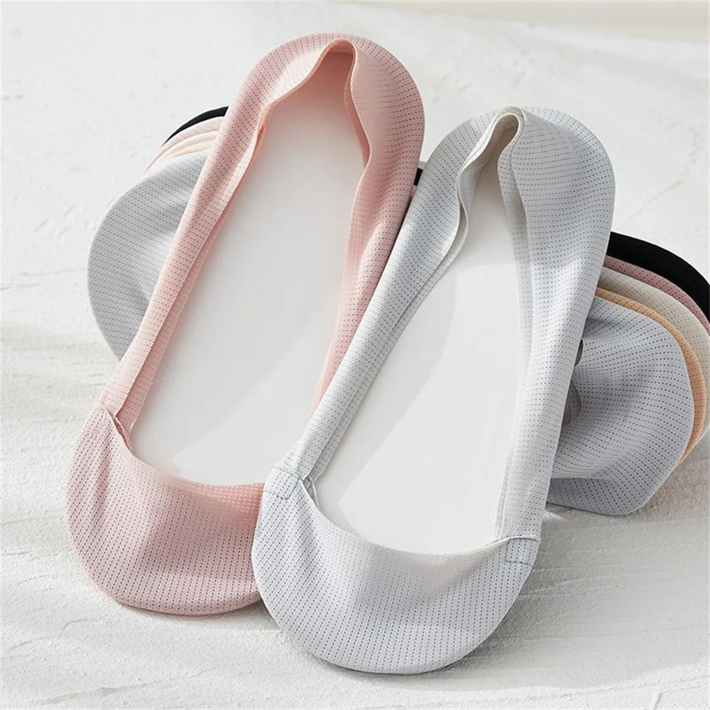 Description Picture 3 of item4 Pairs/Set Cotton Bottom Boat Socks Women Non Slip Summer Thin Ice Silk Non Fall Invisible Socks for High Heel Shoes