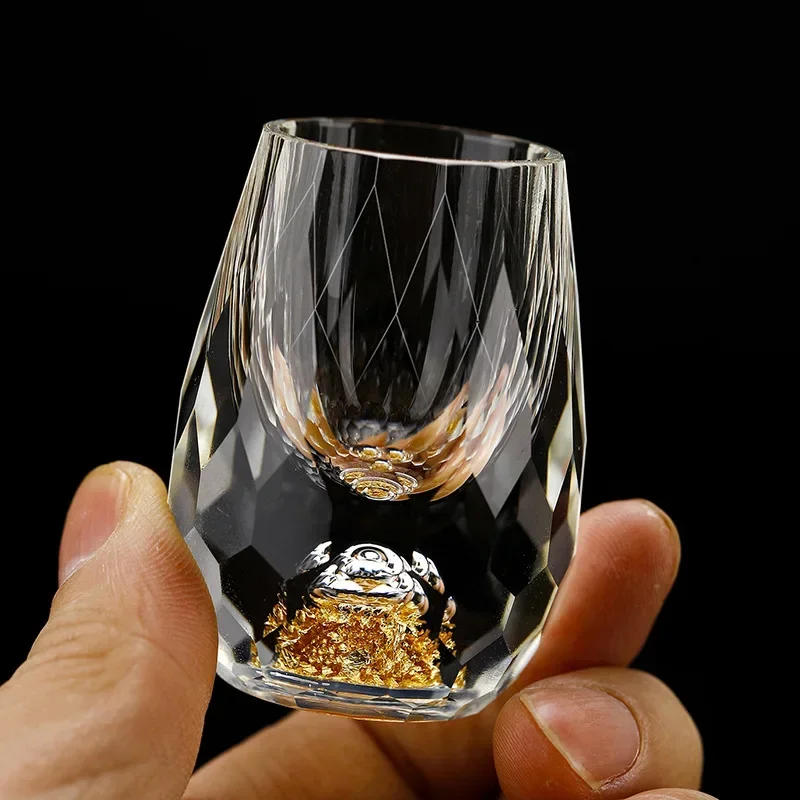 Description Picture 6 of itemLuxury Crystal Glass Vodka  Sake Shochu Glass Bar Liqueur Double Bottom Gold Foil Glass Tea Cup High-end Gifts Hard Liquor