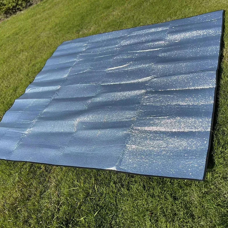 Description Picture 5 of itemOutdoor Foldable Picnic Beach Moisture-proof Mattress Camping Mat Pad Silver Waterproof Camping Sleeping Mat Aluminum Foil