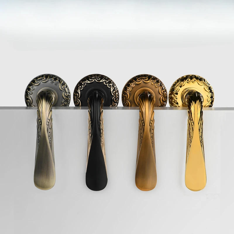 Description Picture 3 of item1 set of zinc alloy new door locks indoor bedroom universal solid wood door handles silent split lock with key included