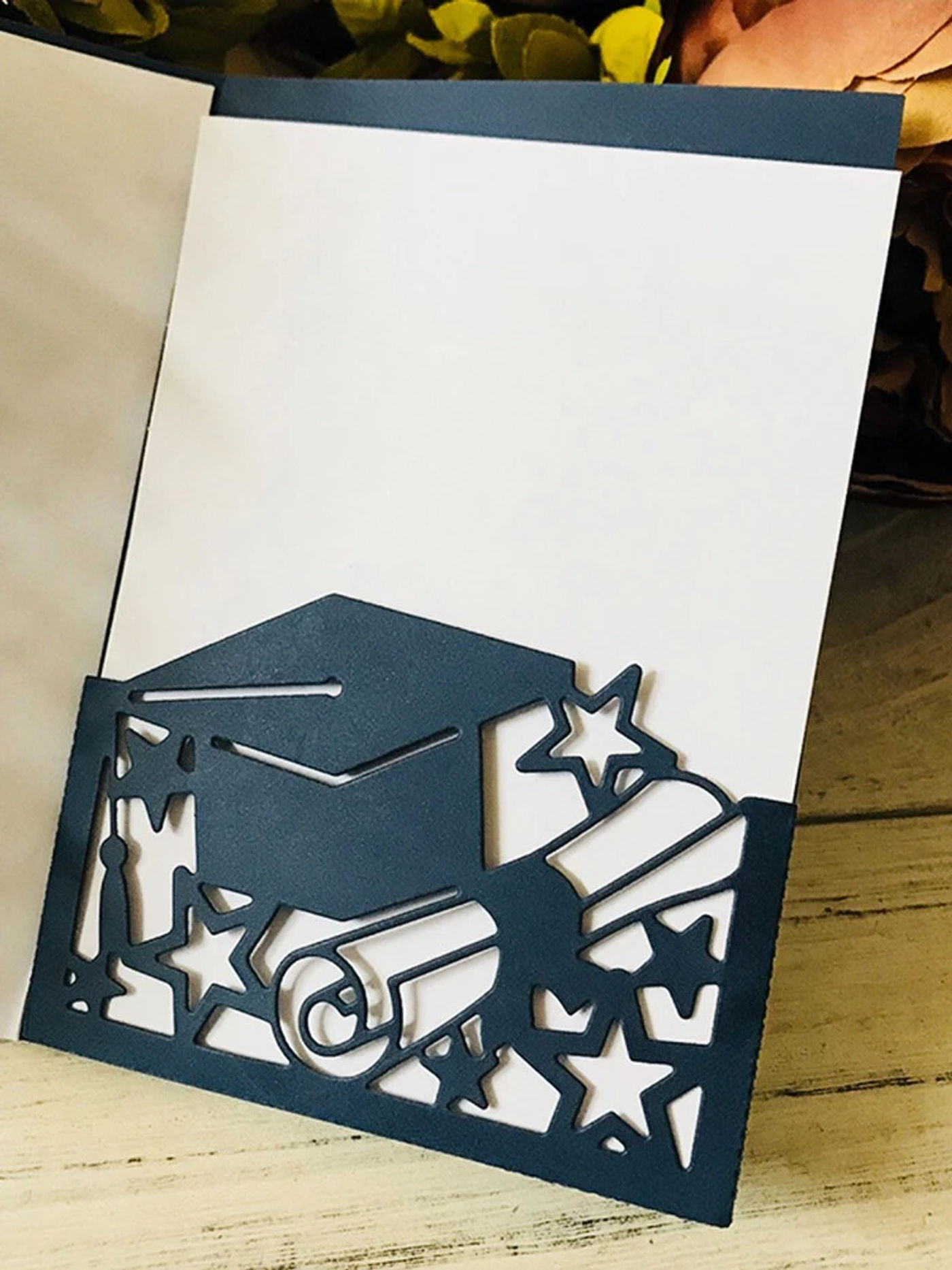 Description Picture 3 of itemGraduation Season Greeting Card Decoration Metal cutting tool mold DIY Crafts Scrapbook Paper knife process