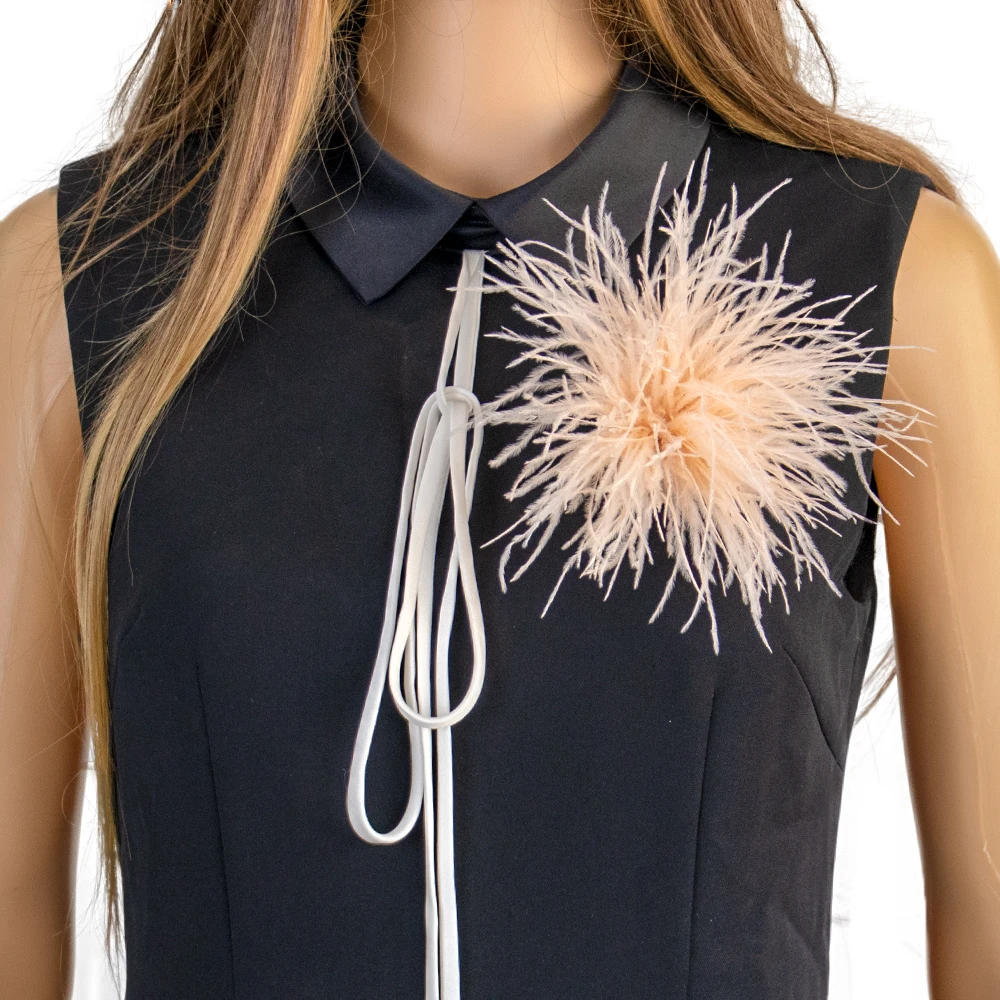 Description Picture 3 of itemNatural White Ostrich Feather Brooch Badge Wedding Party Family Banquet Ladies Mens Neckline Pins Jewelry Clothing Design Crafts