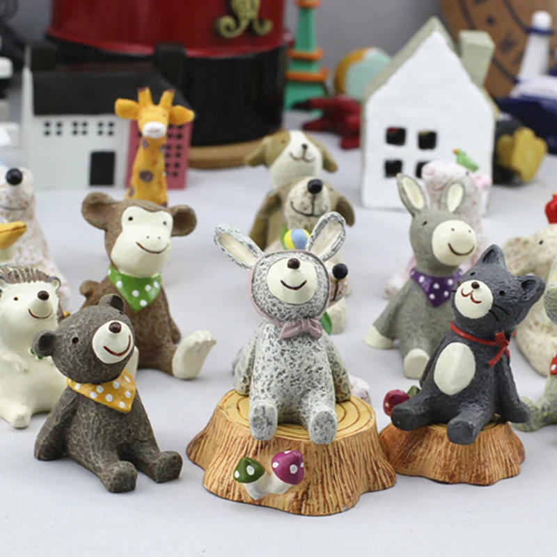 Description Picture 3 of itemSmall Miniatures & Figurines Ornaments Look Up To The Sky Mini Animals Micro Landscape Props Home Decor Resin Crafts Decoration