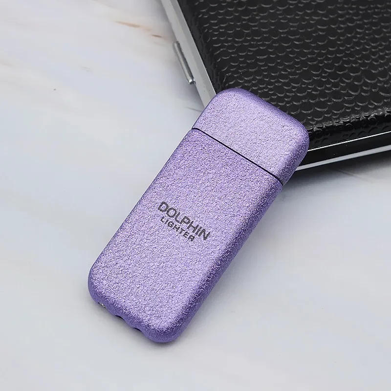 Description Picture 6 of itemNew Ultra Thin Wrinkle Paint Butane Gas Lighter Classic Grinding Wheel Ignition Outdoor Portable Mini Lighters Smoking Wholesale