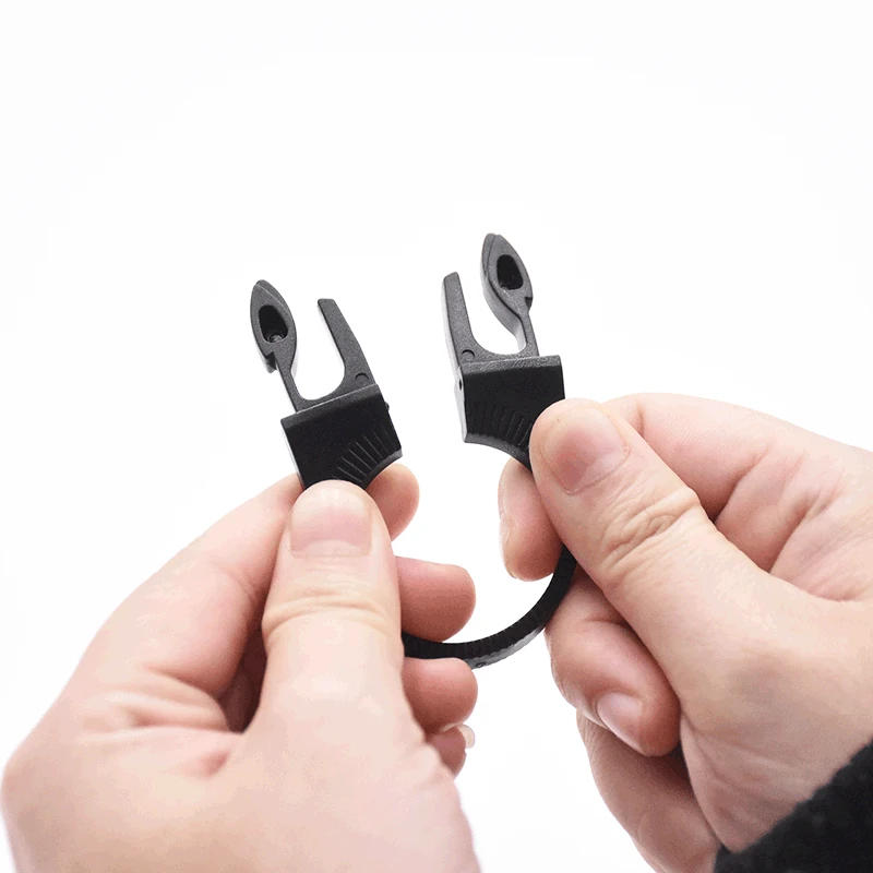 Description Picture 4 of itemOutdoor Hiking Hanging Key Hook Clip Clamp Buckle Nylon Webbing Molle Belt Carabiner Outdoor Strap Climbing Accessories