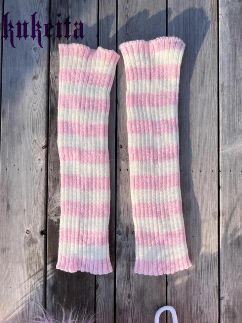 Description Picture 2 of itemKukeita Harajuku Lovely Pink Leg Warmer Boots Socks Y2k Punk Women Kawaii Bunny Lace-up Faux Fur Leg Covers Knitted Long Socks