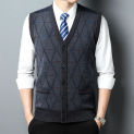 New Autumn Men's Cardigan Vest, Business Casual Fashion Knitted Sweater with Pockets for Warmth, V-neck Vest