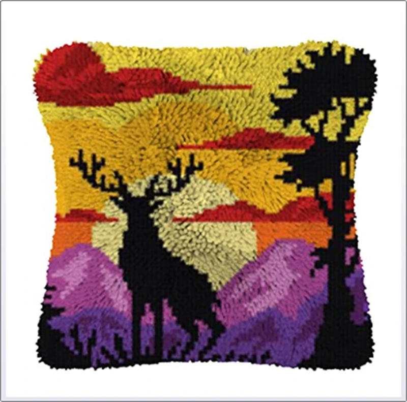 Description Picture 6 of itemAnimals Smyrna Latch Hook Pillow Carpet Embroidery Do-It-Yourself Carpet Cushion Button Package Latch Hook Rug Kits knoopkussen