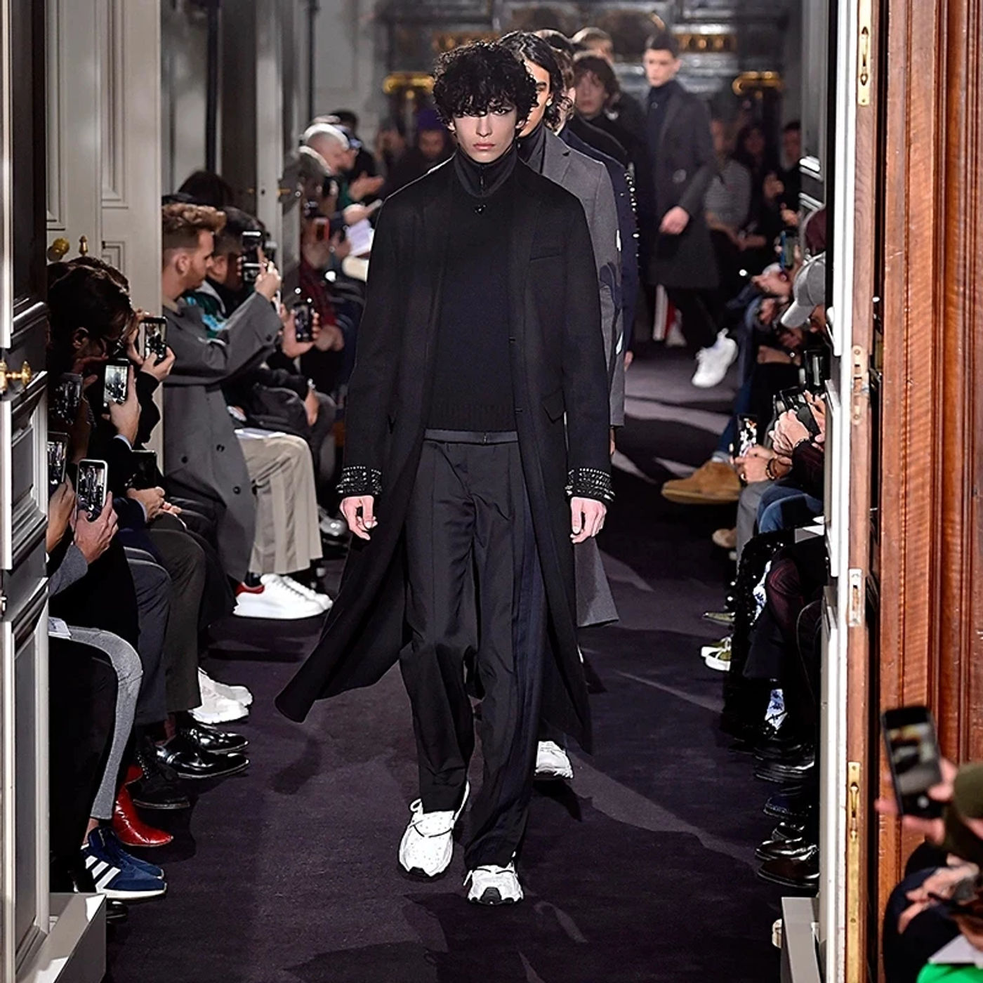 Description Picture 3 of itemMen's Suit Casual Pants Wear New Nightclub Singer Stylist Personality Large Size Wide Leg Pants