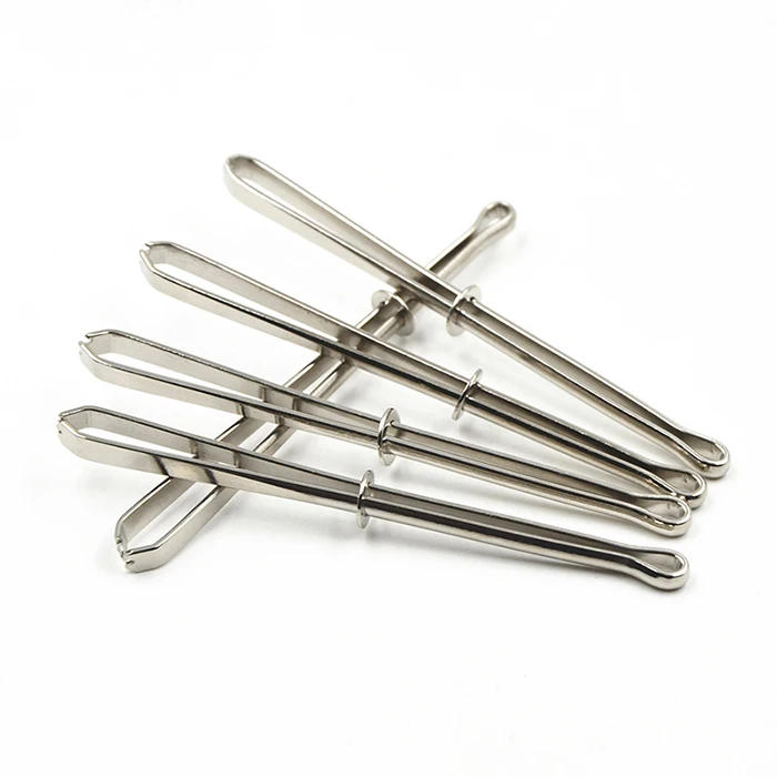 Description Picture 4 of item2pcs high quality Garment Clips Sewing DIY tools Elastic band Tape punch Cross stitch Practical wear elastic clamp (wear rope)