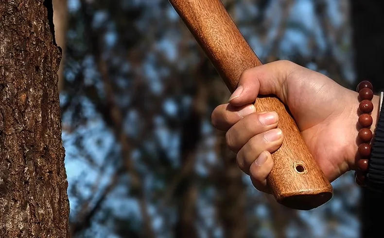 Description Picture 3 of itemOutdoors Hand Axe Tactical Survival Ax Professional Hatchet for Firewood Multifunctional Axe for Cutting Wood Camping Supplies